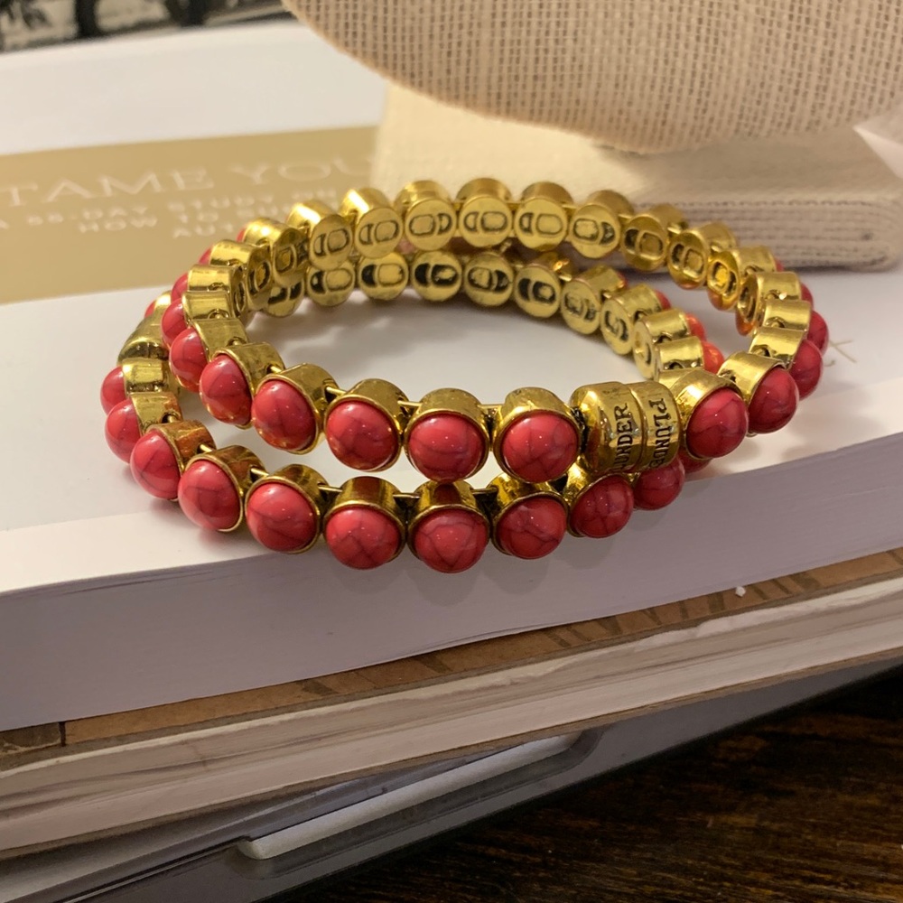 Plunder Gold-Tone magnetic bangle Pink Beads